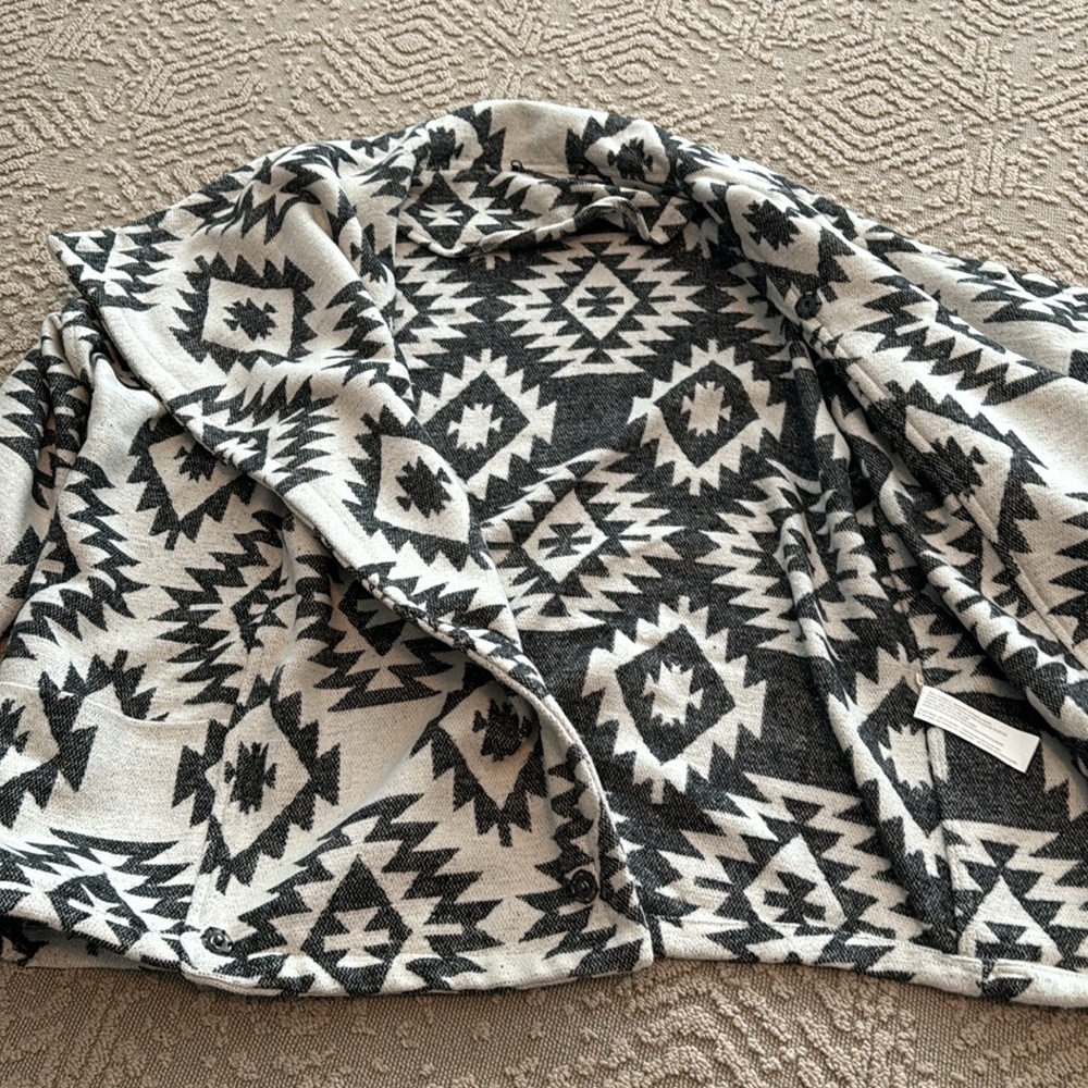 Capulet Poncho Style Jacket - image 3